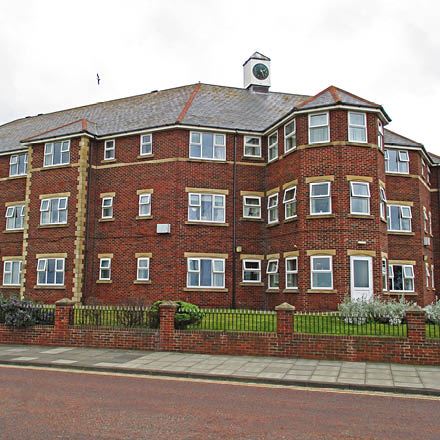 Falstone Manor 