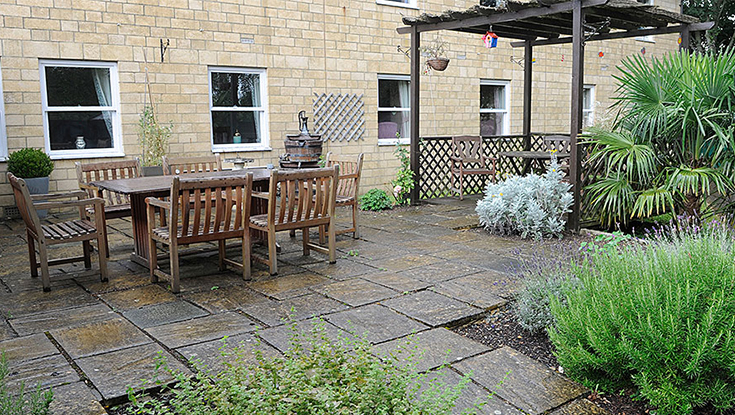 Avon Court