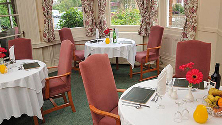 Elstree Court