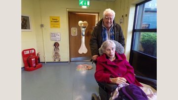 Harefield care home Residents visit Dog’s Trust