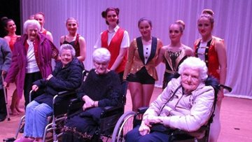 Guisborough care home Residents attend local dance company’s Christmas show
