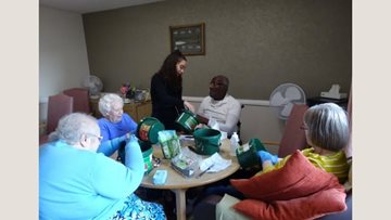 Crafty afternoon at Acacia Lodge