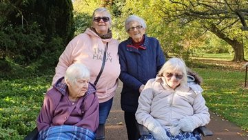 Tranent care home Residents visit botanical gardens