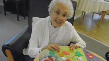 Christmas crafts at Arnold care home