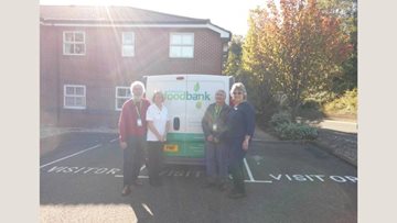 Eastbourne care home gives to local food bank
